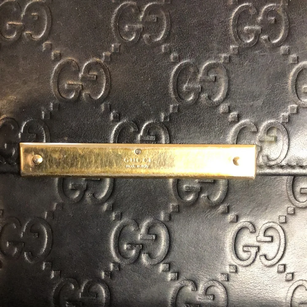 Men GUCCI Black Lambskin GG Guccismo Bifold Wallet With Billfold Coin Section